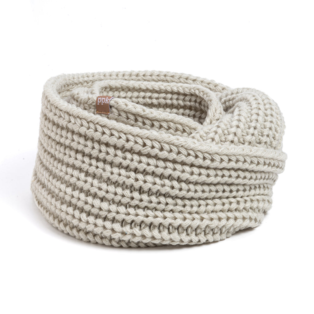 Kids Chunky Knitted Infinity Scarf / Neck-Wrap (Girls 4-14 Year Old)
